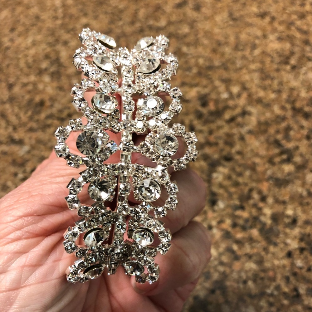 Small rhinestone tiara with comb - Picture 4 of 7